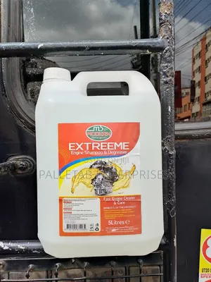 Engine Degreaser Shampoo 1l