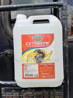 Engine Degreaser Shampoo 1l