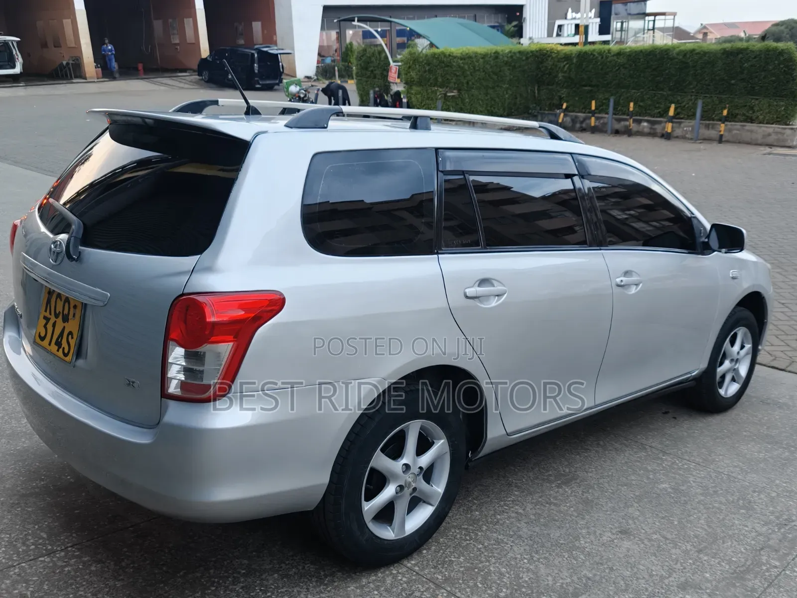 Toyota Corolla Fielder 2011 Silver