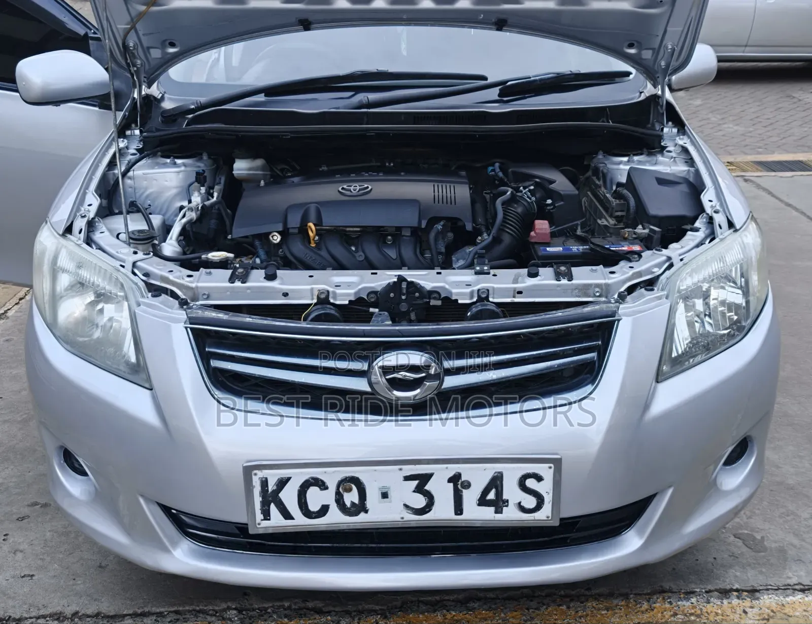 Toyota Corolla Fielder 2011 Silver