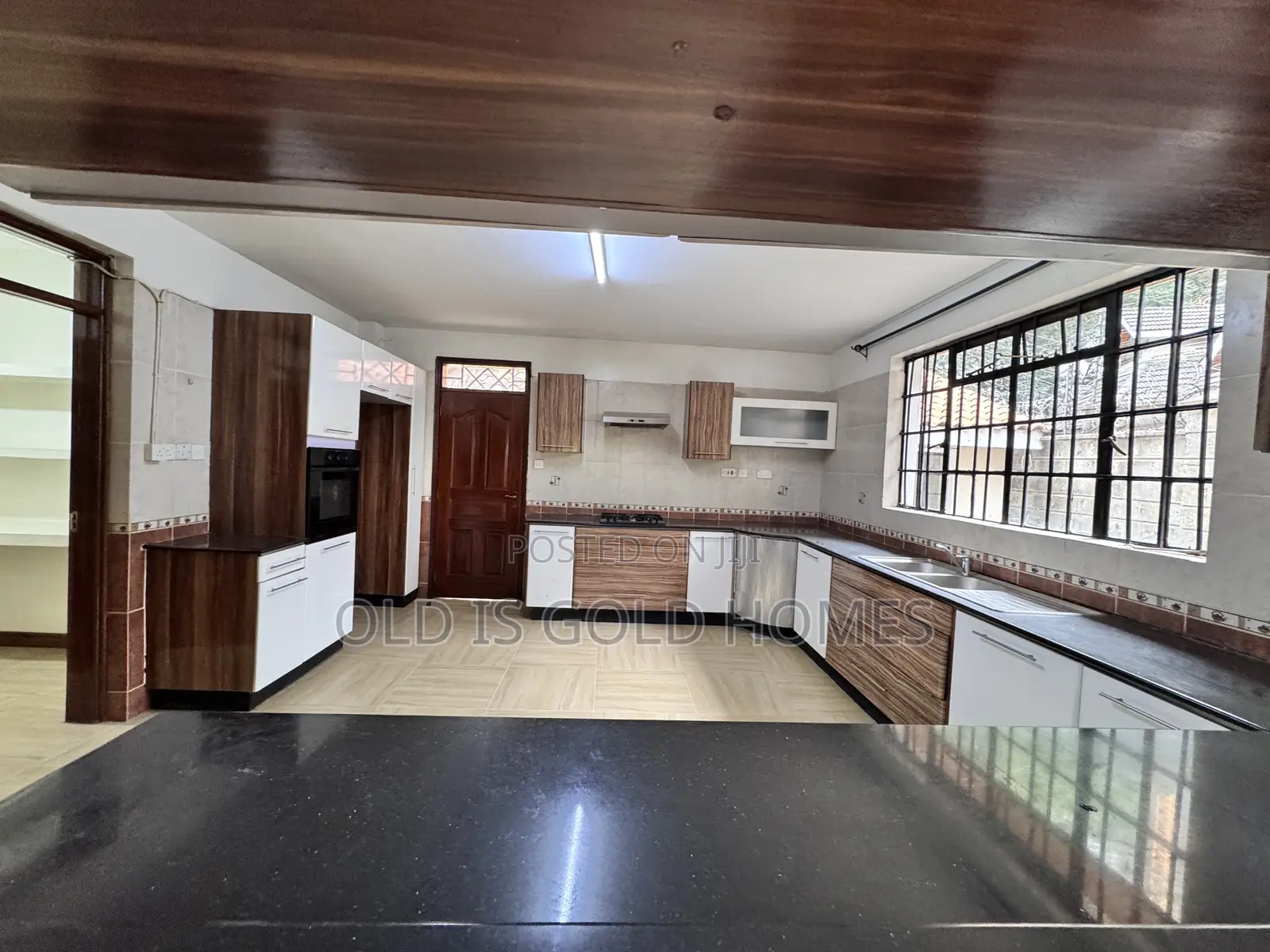 5bdrm Townhouse / Terrace in Westlands for rent