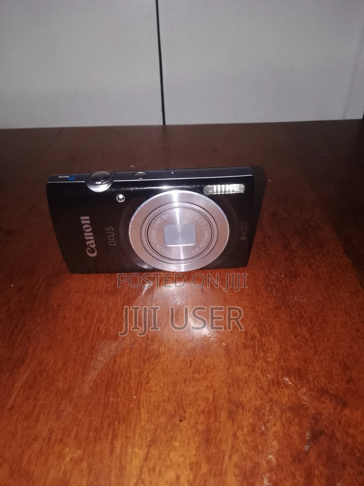 Canon Ixus Camera