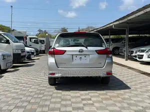 Toyota Corolla Fielder 2020 Silver