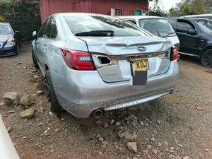 Subaru Legacy 2015 Silver