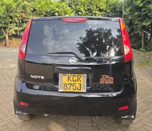 Nissan Note 2011 Brown