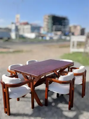 Comfortcraft 6 Seater Dining Table/6 Seater Dining Table/Dining Table