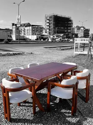 Comfortcraft 6 Seater Dining Table/6 Seater Dining Table/Dining Table