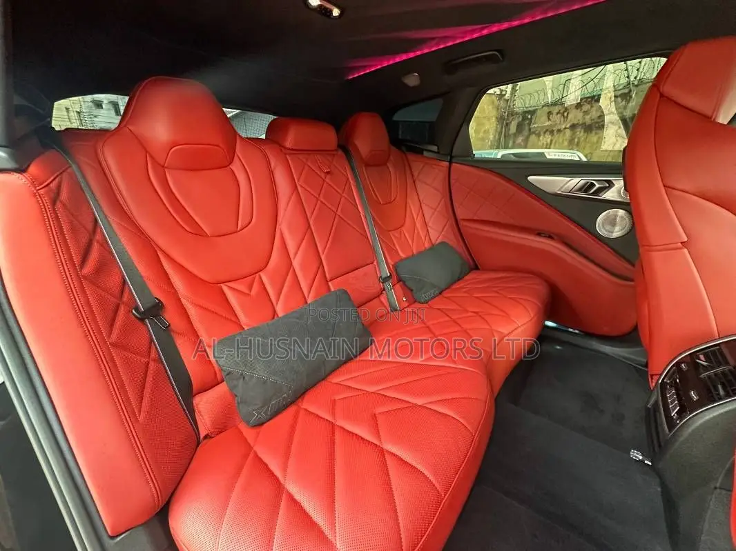 BMW XM Base AWD 2023 Black