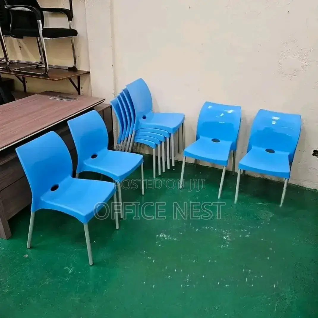 Style Plastic Chair