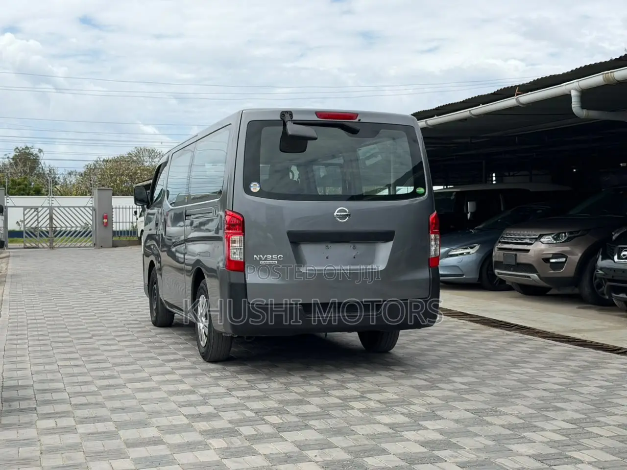 Nissan Caravan (Urvan) 2018 Grey