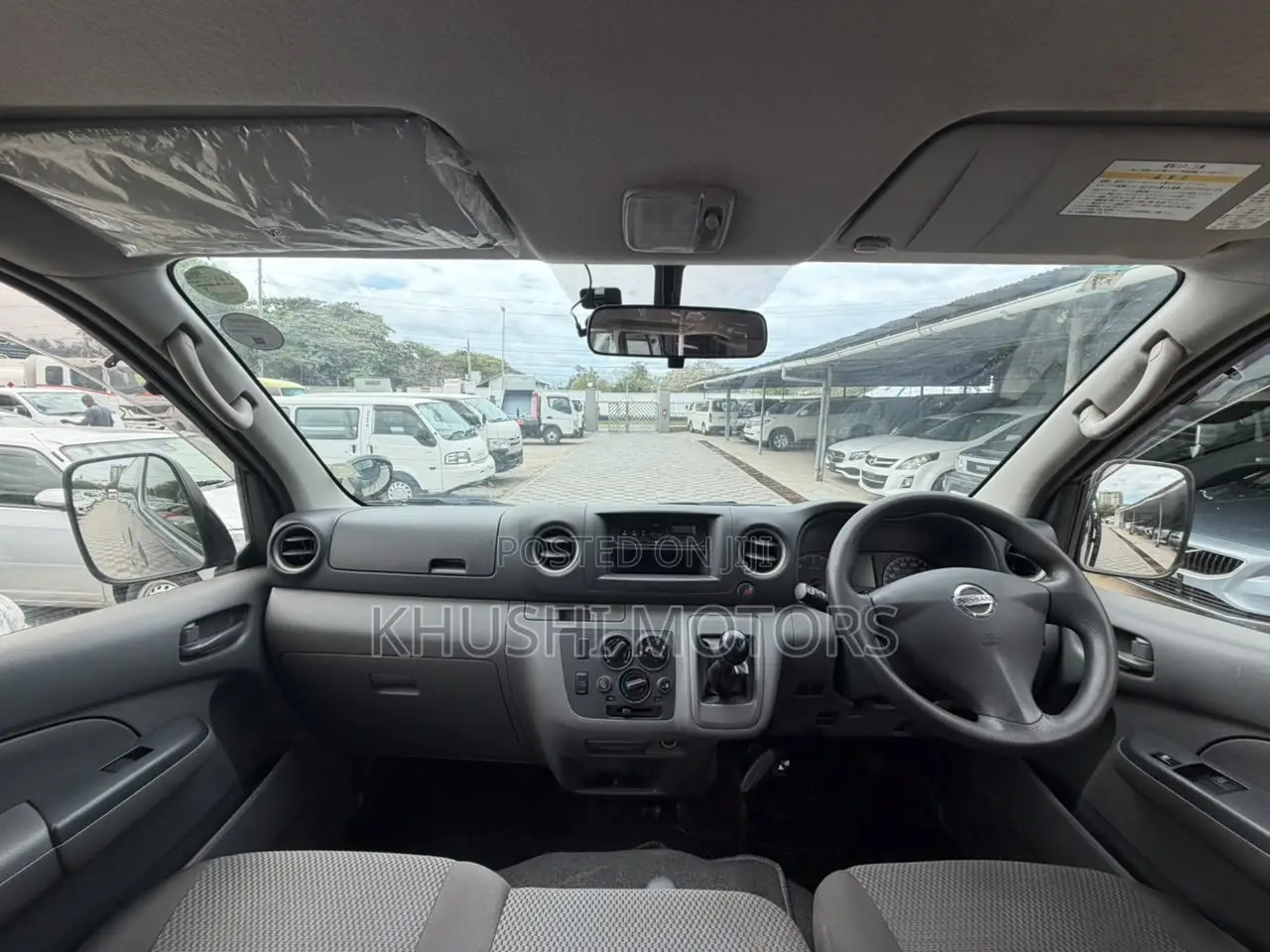 Nissan Caravan (Urvan) 2018 Grey