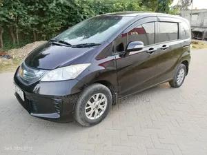 Honda Freed 2016 Purple