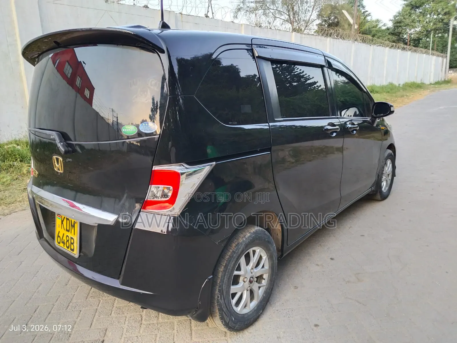 Honda Freed 2016 Purple
