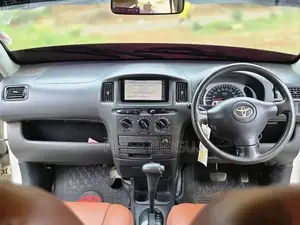 Toyota Succeed 2007 White