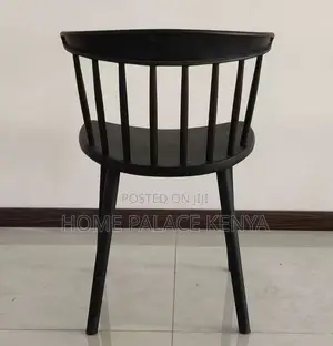 Dining Chair: Vertical Back Molded Summer Chairs