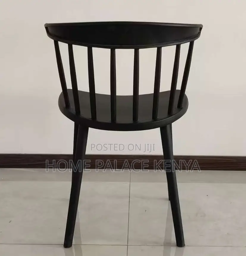 Dining Chair: Vertical Back Molded Summer Chairs