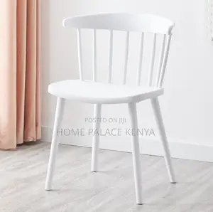 Dining Chair: Vertical Back Molded Summer Chairs