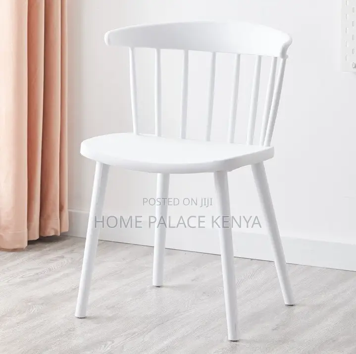 Dining Chair: Vertical Back Molded Summer Chairs