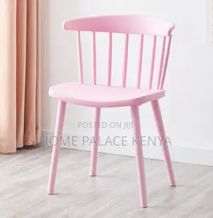 Dining Chair: Vertical Back Molded Summer Chairs