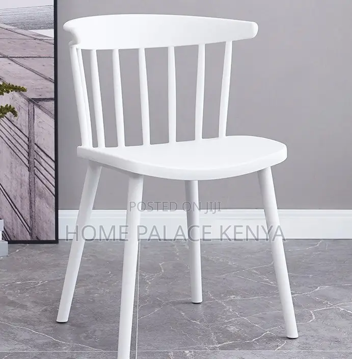 Dining Chair: Vertical Back Molded Summer Chairs