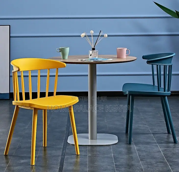 Dining Chair: Vertical Back Molded Summer Chairs