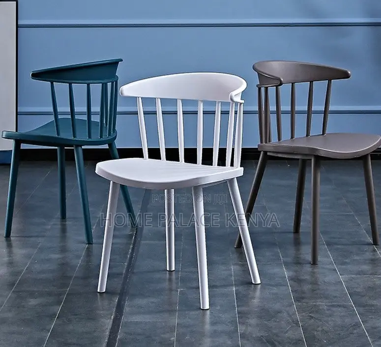 Dining Chair: Vertical Back Molded Summer Chairs