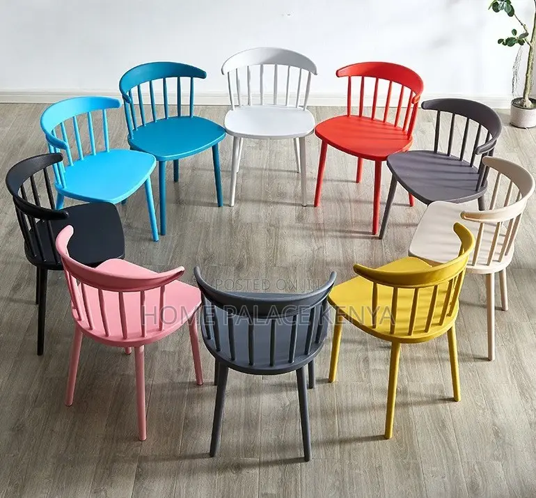 Dining Chair: Vertical Back Molded Summer Chairs