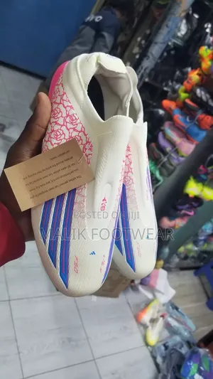 F50 Heartbreaker White Pink