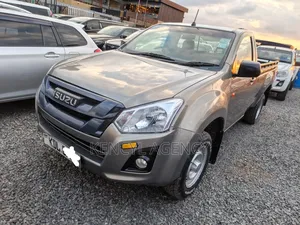Isuzu D-MAX 2023 Gray