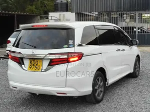 Honda Odyssey 2012 Pearl