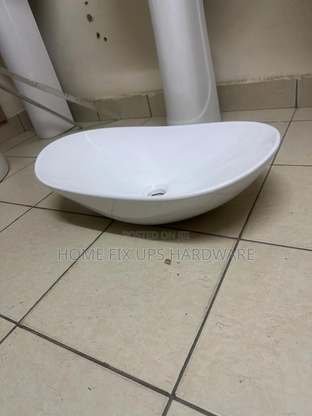 Counter Top Basin 006 - main view