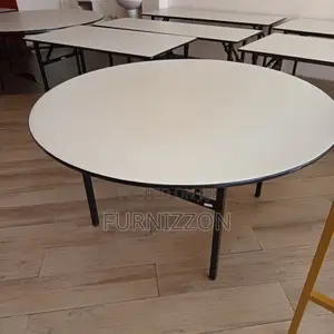 Heavy Duty 1.5m Round Foldable Wooden Table