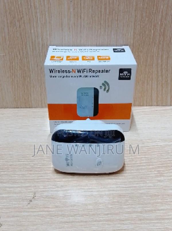 High Performance 300mbps Wireless Wifi Extender