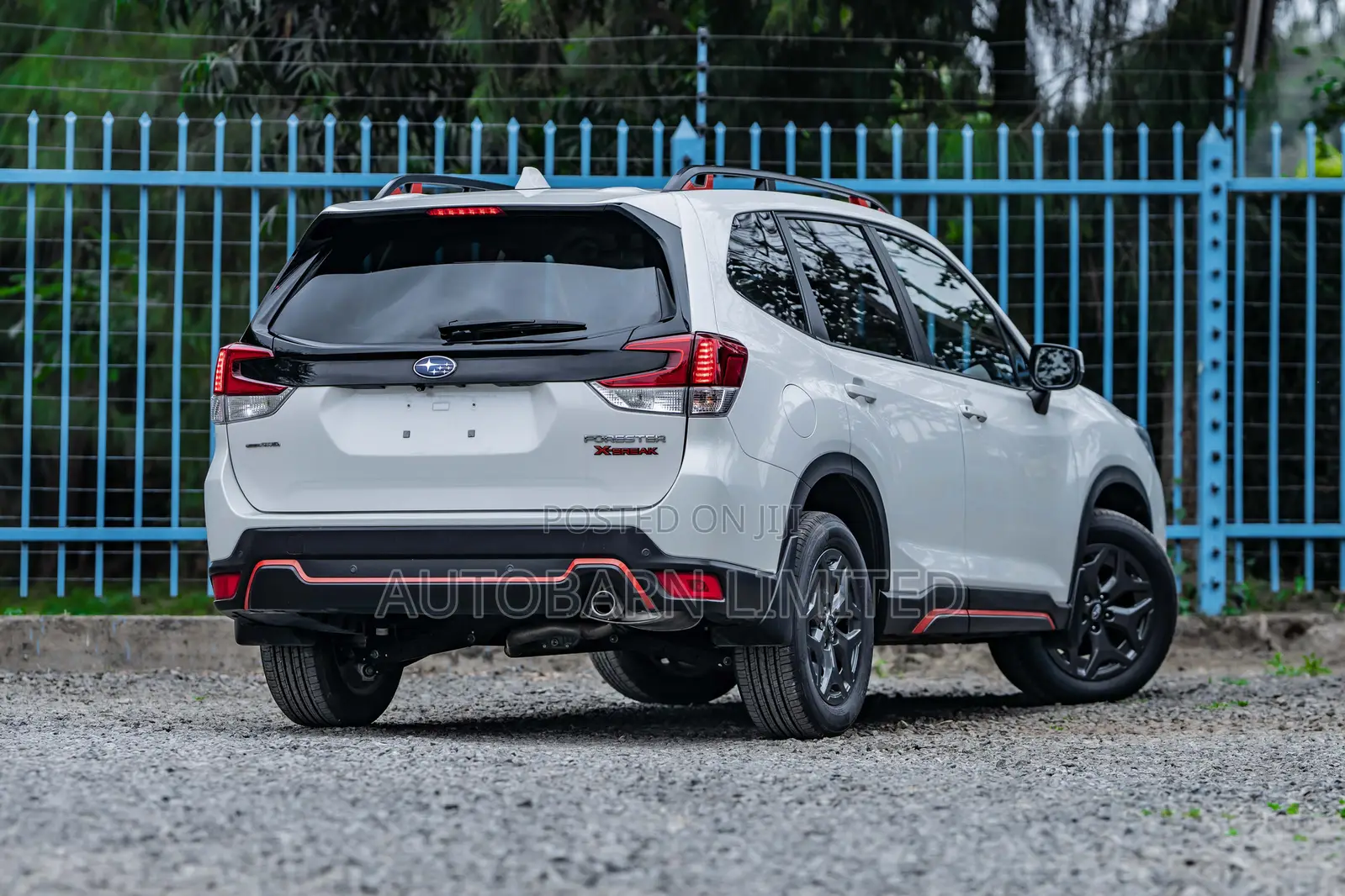 Subaru Forester Premium AWD 2019 White