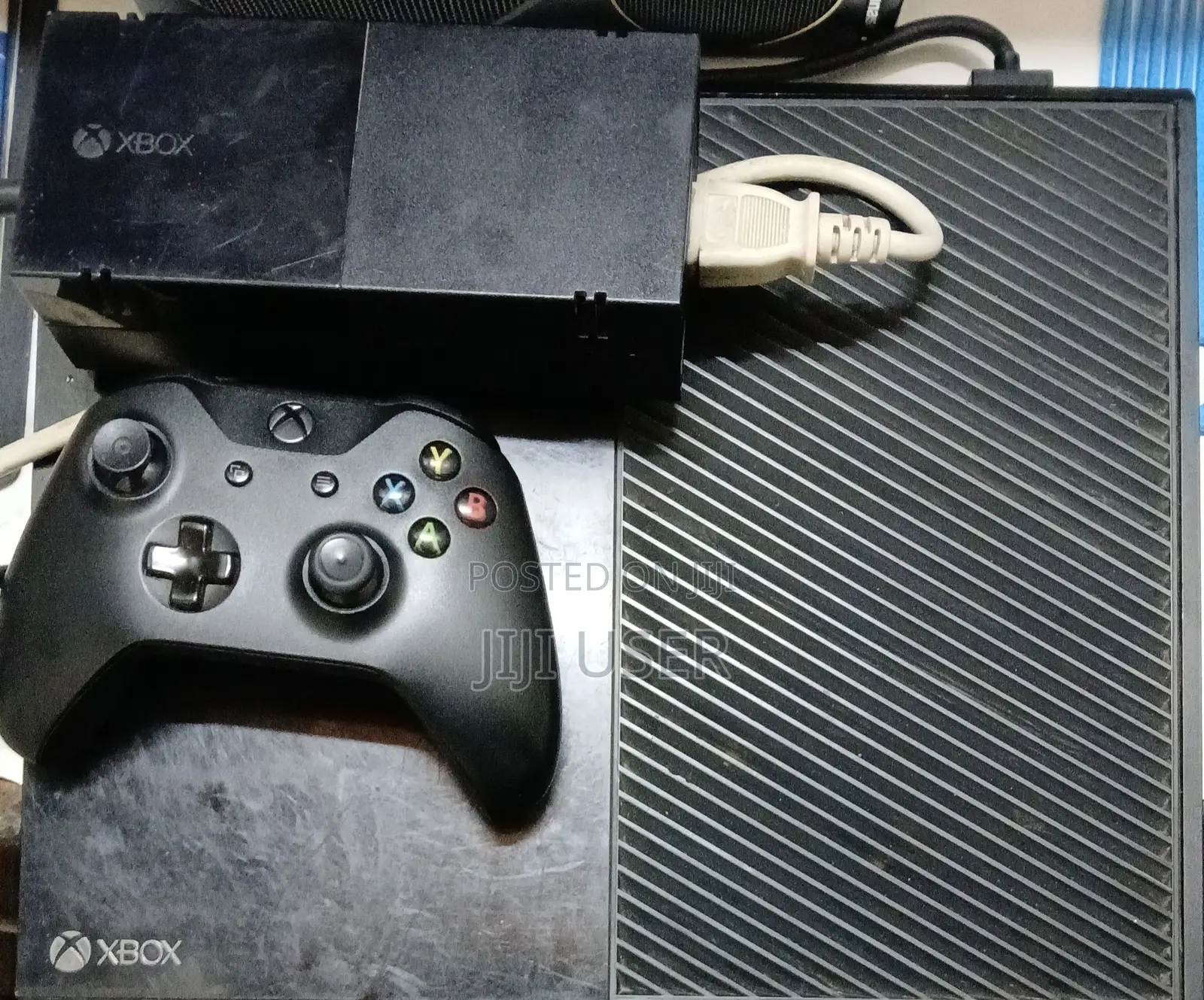 Standard Xbox One 500gb Console