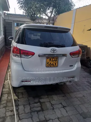 Toyota Wish 2012 White