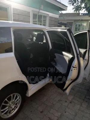 Toyota Wish 2012 White