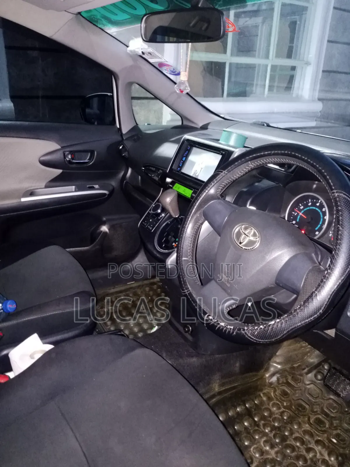 Toyota Wish 2012 White