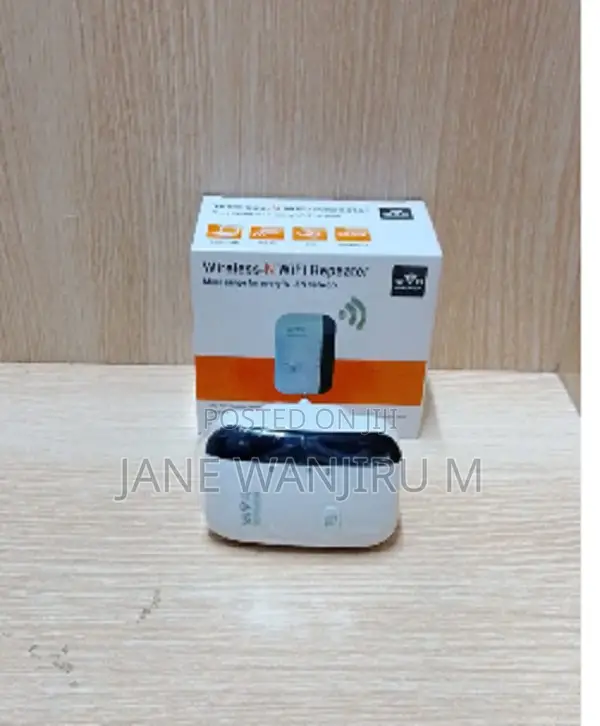 Universal 300mbps Mini Wireless Wifi Repeater for Home Office