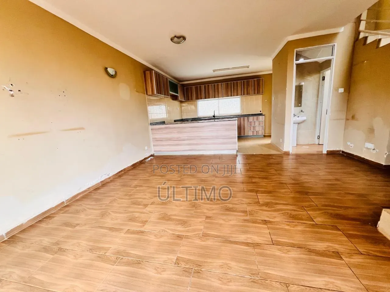3bdrm Townhouse / Terrace in Kitisuru for rent