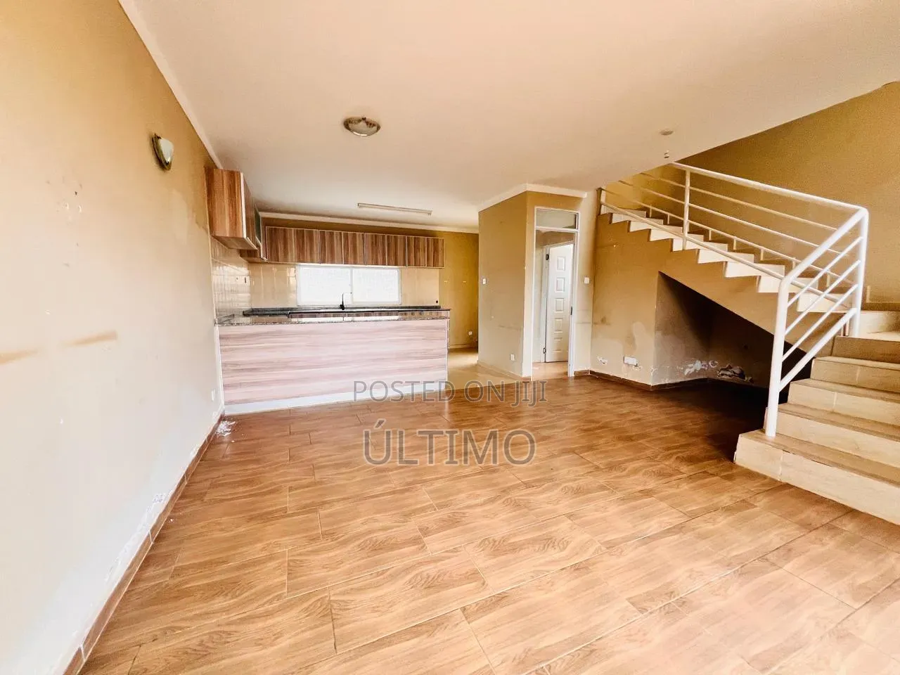 3bdrm Townhouse / Terrace in Kitisuru for rent