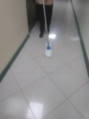 Floor Dressing