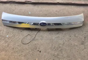 Boot Garnish Subaru Legacy/Outback Bp5,Bp9