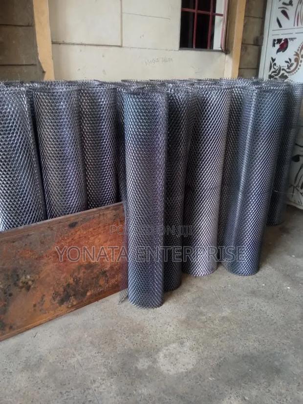 Durable Expanded Metal Mesh (8ft*4ft) - thumbnail 2