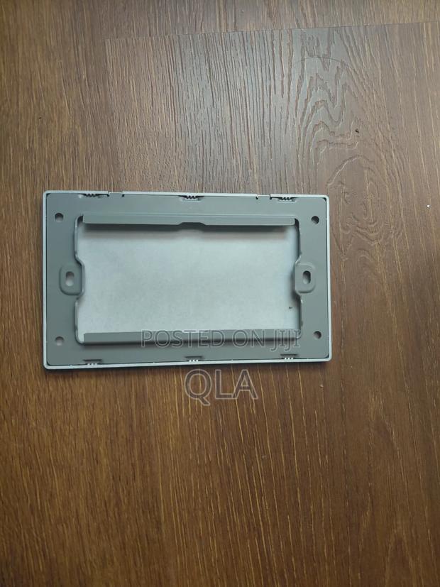 British Standard Black Plate Grey - thumbnail 2