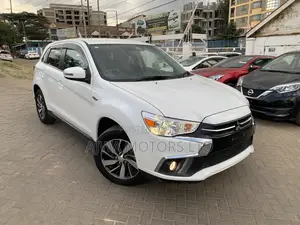 Mitsubishi RVR 2019 White