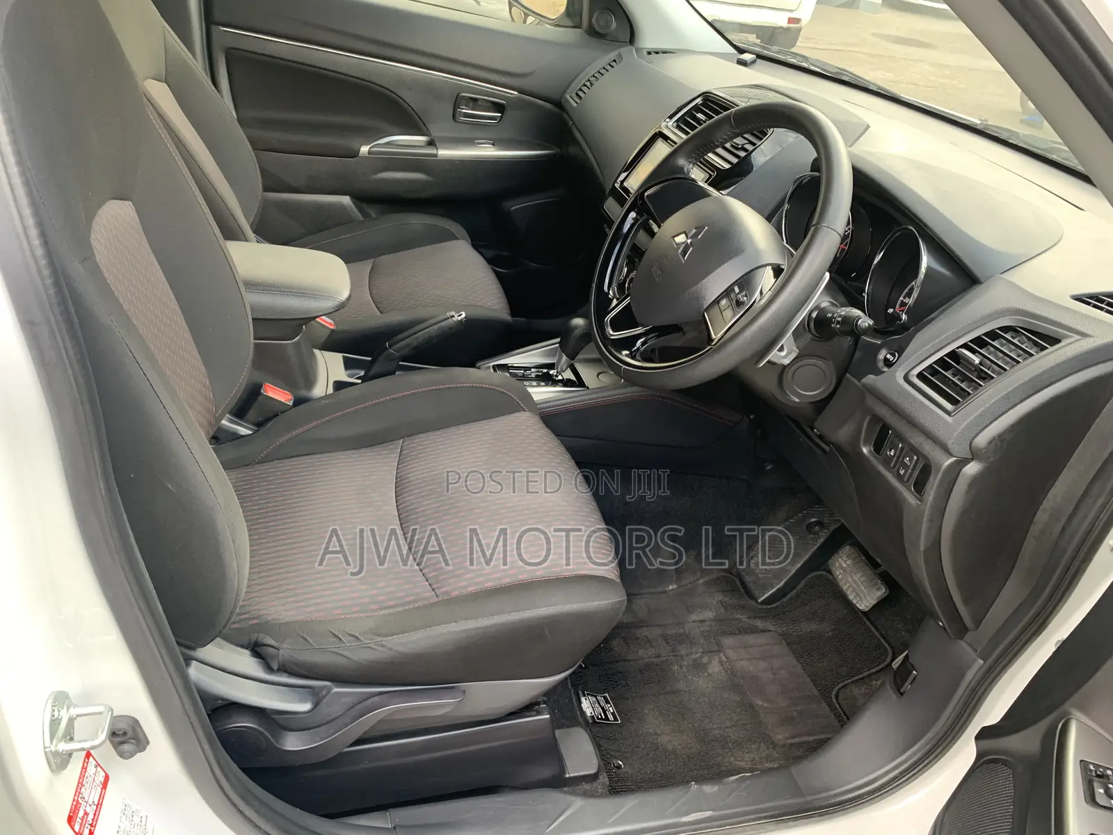Mitsubishi RVR 2019 White