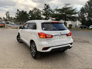 Mitsubishi RVR 2019 White