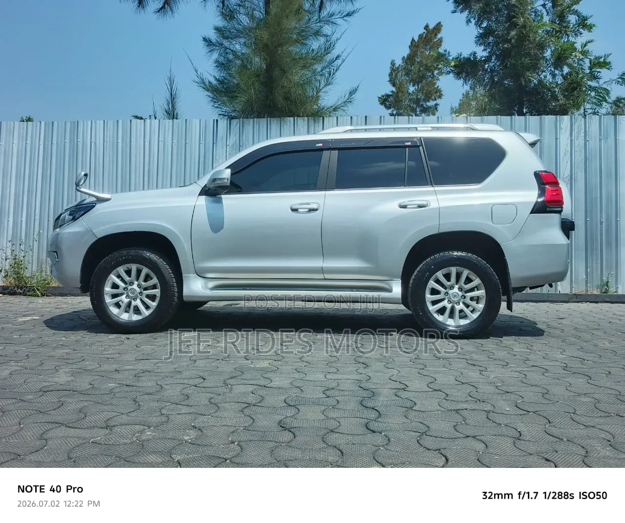 Toyota Land Cruiser Prado 2017 Silver