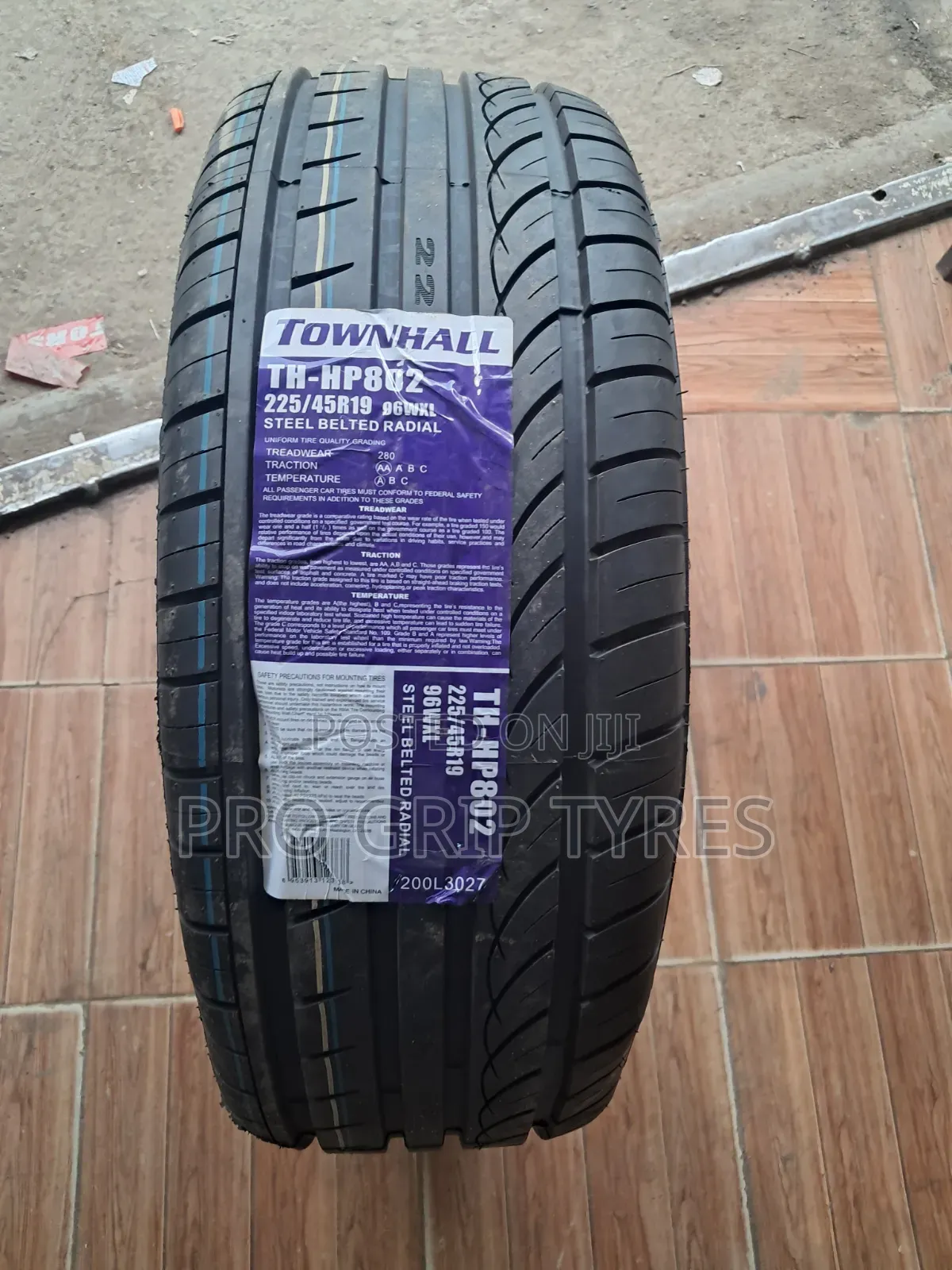 Townhall( New) 225/45r19